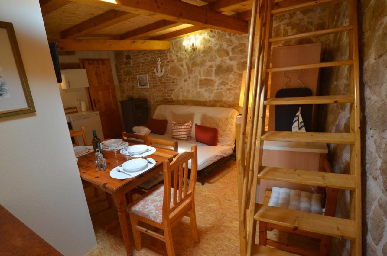 Studio Apartment La Maison De Catherine Rovinj Luaran gambar