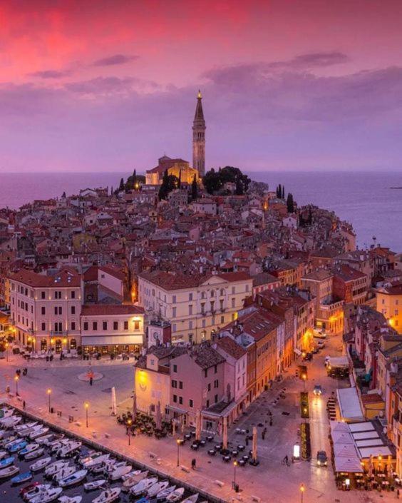 Studio Apartment La Maison De Catherine Rovinj Luaran gambar